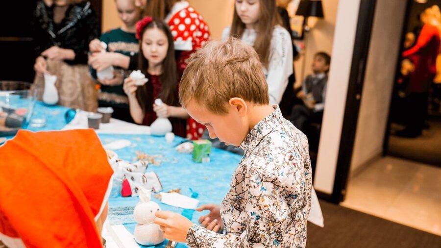 Новогодний Корпоратив С Готовой Программой В Самаре